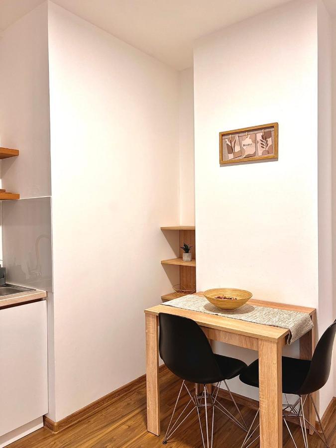 Dani Lux Belgrade Center Studio Apartment Buitenkant foto