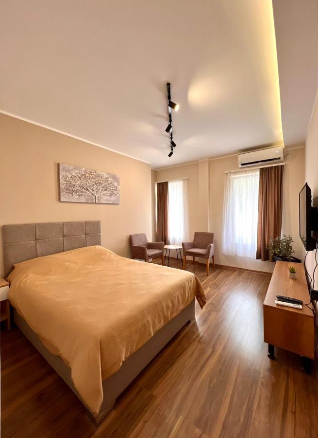 Dani Lux Belgrade Center Studio Apartment Buitenkant foto