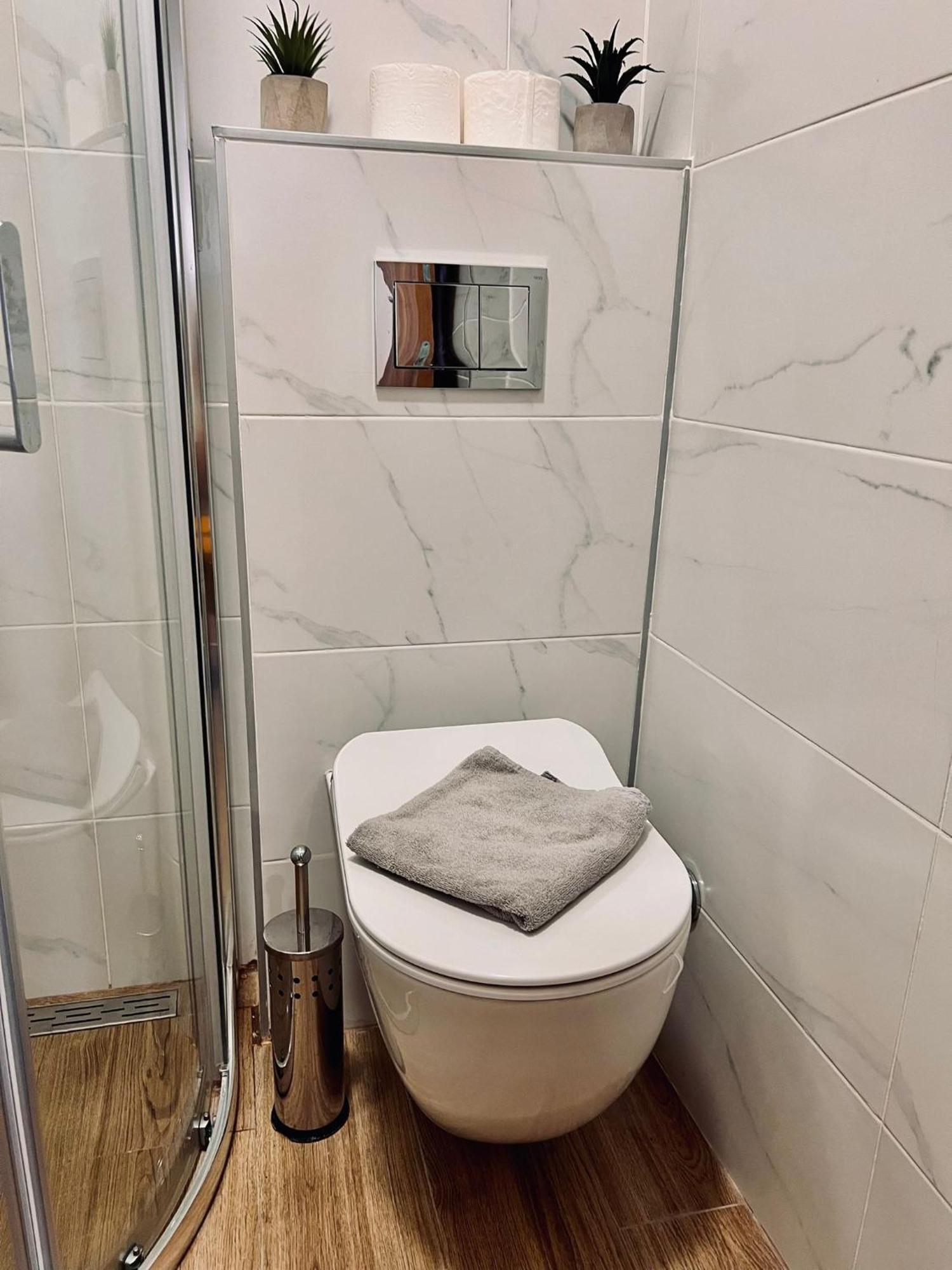 Dani Lux Belgrade Center Studio Apartment Buitenkant foto
