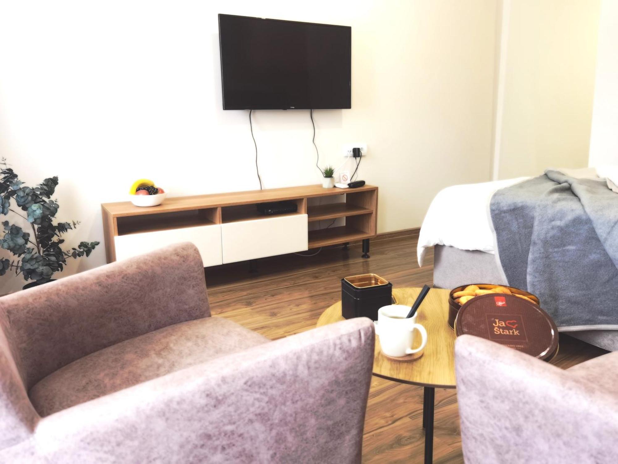 Dani Lux Belgrade Center Studio Apartment Buitenkant foto